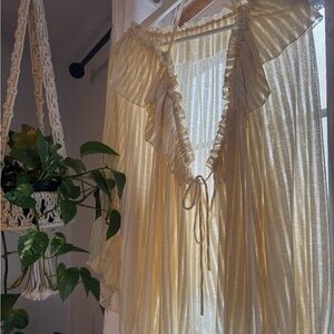 Beautiful Anthropologie ruffled top.